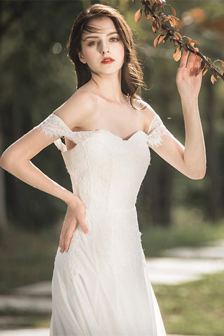 Abito da sposa in stain elastico particolare senza maniche fantastico retro pudica