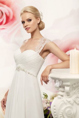 Abito da sposa con cascata volant seducente scintillante impero cuore pudica