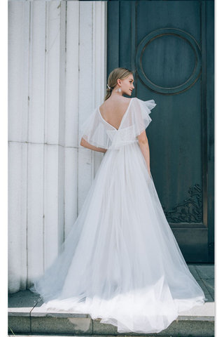 Abito da sposa naturale sogno in tulle cuore con manica corte alla moda