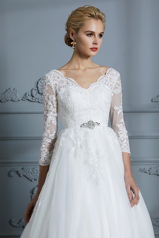 Abito da sposa medievale con applique in tulle fantastico in pizzo a terra