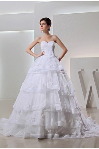 Abito da Sposa Ball Gown Allacciato con Perline Cuore Coda A Strascico Cappella